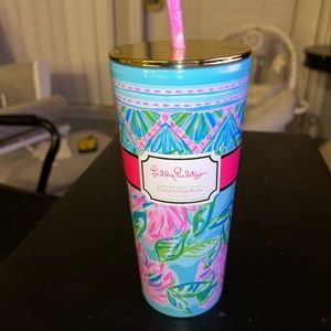 BNWT Lilly Pulitzer tumbler